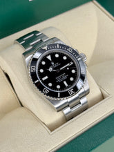 Carica l&#39;immagine nel visualizzatore di Gallery, Rolex Submariner No Date 114060 year 2017 full set
