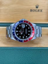 Carica l&#39;immagine nel visualizzatore di Gallery, Rolex GMT-Master II pepsi ref. 16710 year 2003 full set
