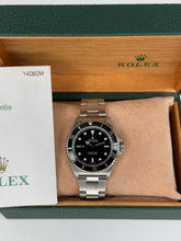 Carica l&#39;immagine nel visualizzatore di Gallery, Rolex Submariner No Date 14060M year 2005 full set
