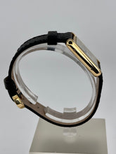 Carica l&#39;immagine nel visualizzatore di Gallery, Cartier Tank Solo Gold 24x31mm ref. 2743
