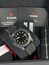 Carica l&#39;immagine nel visualizzatore di Gallery, Tudor Black Bay Ceramic 79210CNU year 2023 full set LIKE NEW
