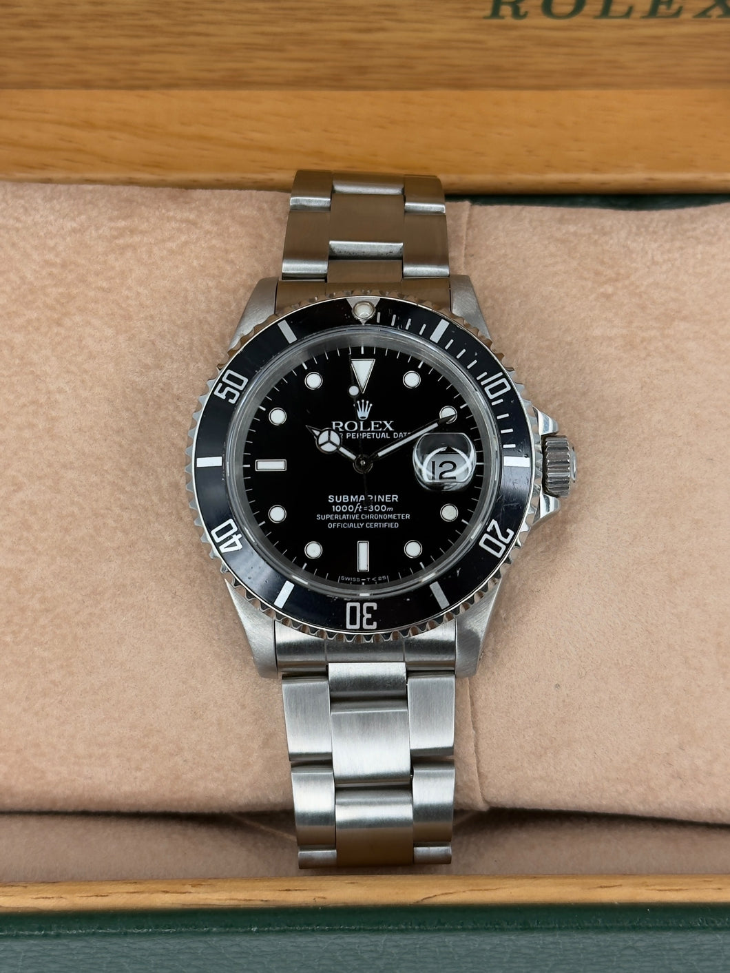 Rolex Submariner Date 16610 year 1995 full set