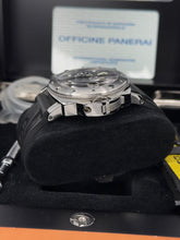 Carica l&#39;immagine nel visualizzatore di Gallery, Panerai Luminor Submersible PAM00024 year 2009 full set
