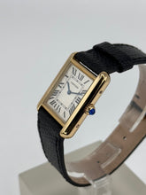 Carica l&#39;immagine nel visualizzatore di Gallery, Cartier Tank Solo Gold 24x31mm ref. 2743
