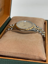 Carica l&#39;immagine nel visualizzatore di Gallery, Rolex Datejust 36 ref. 16233 year 2002 full set
