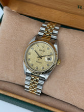 Carica l&#39;immagine nel visualizzatore di Gallery, Rolex Datejust 36 ref. 16233 year 2002 full set
