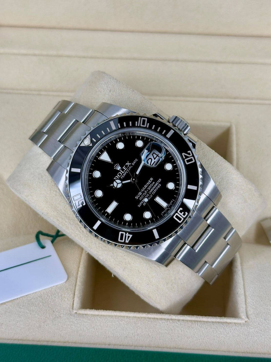 Rolex Submariner Date 116610LN year 2019 full set