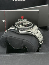 Carica l&#39;immagine nel visualizzatore di Gallery, Tudor Black Bay Chrono 79030N year 2021 full set
