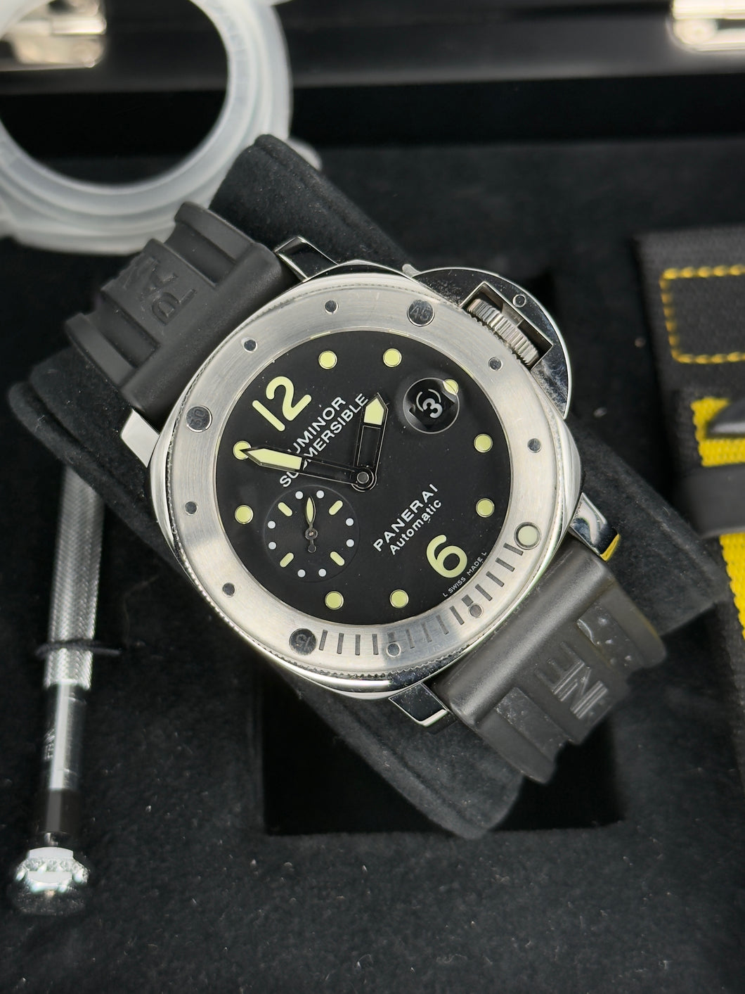 Panerai Luminor Submersible PAM00024 year 2009 full set