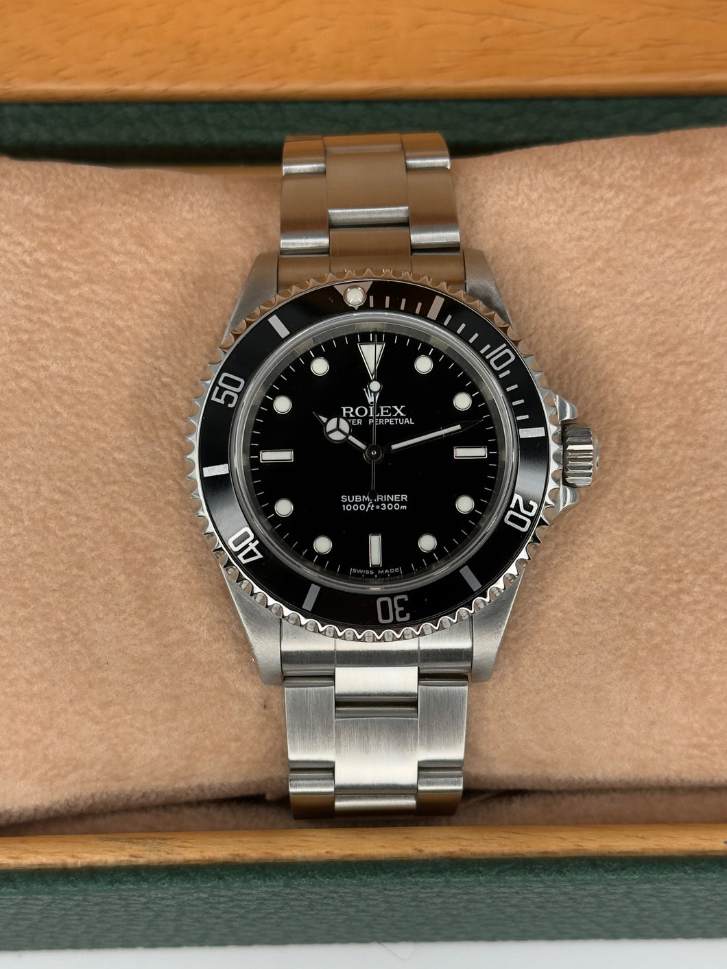 Rolex Submariner No Date 14060M year 2005 full set