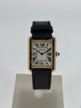 Carica l&#39;immagine nel visualizzatore di Gallery, Cartier Tank Solo Gold 24x31mm ref. 2743
