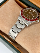 Carica l&#39;immagine nel visualizzatore di Gallery, Rolex GMT-Master II Coke 16700 year 1992 full set
